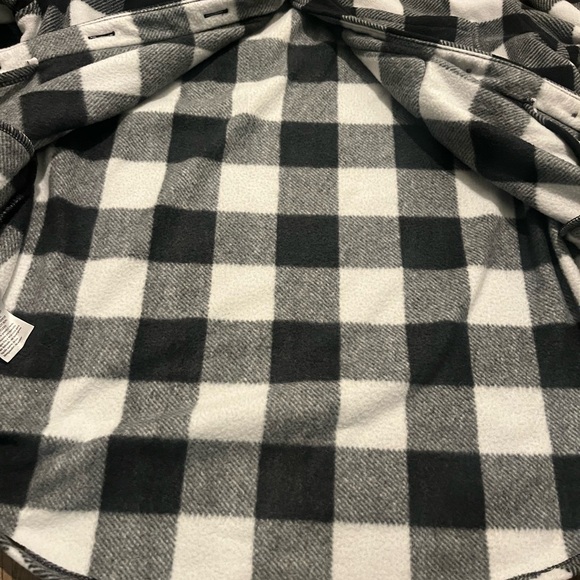 Eddie Bauer Buffalo Plaid Fleece Button-Down – Black & White, Large - Picture 11 of 13